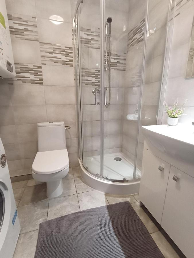 Apartament Lesny Lubiń Buitenkant foto