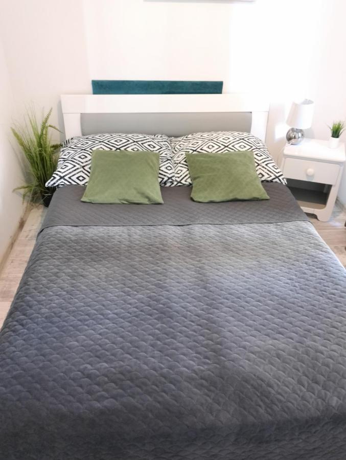 Apartament Lesny Lubiń Buitenkant foto